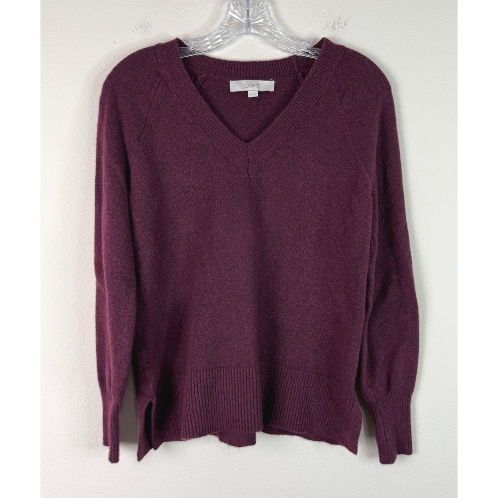 LOFT Sweater Womens XS Purple V-Neck Raglan Sleeve Knit Side Slit Plum